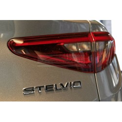 Alfa Romeo Stelvio embleem Stelvio achterzijde chroom